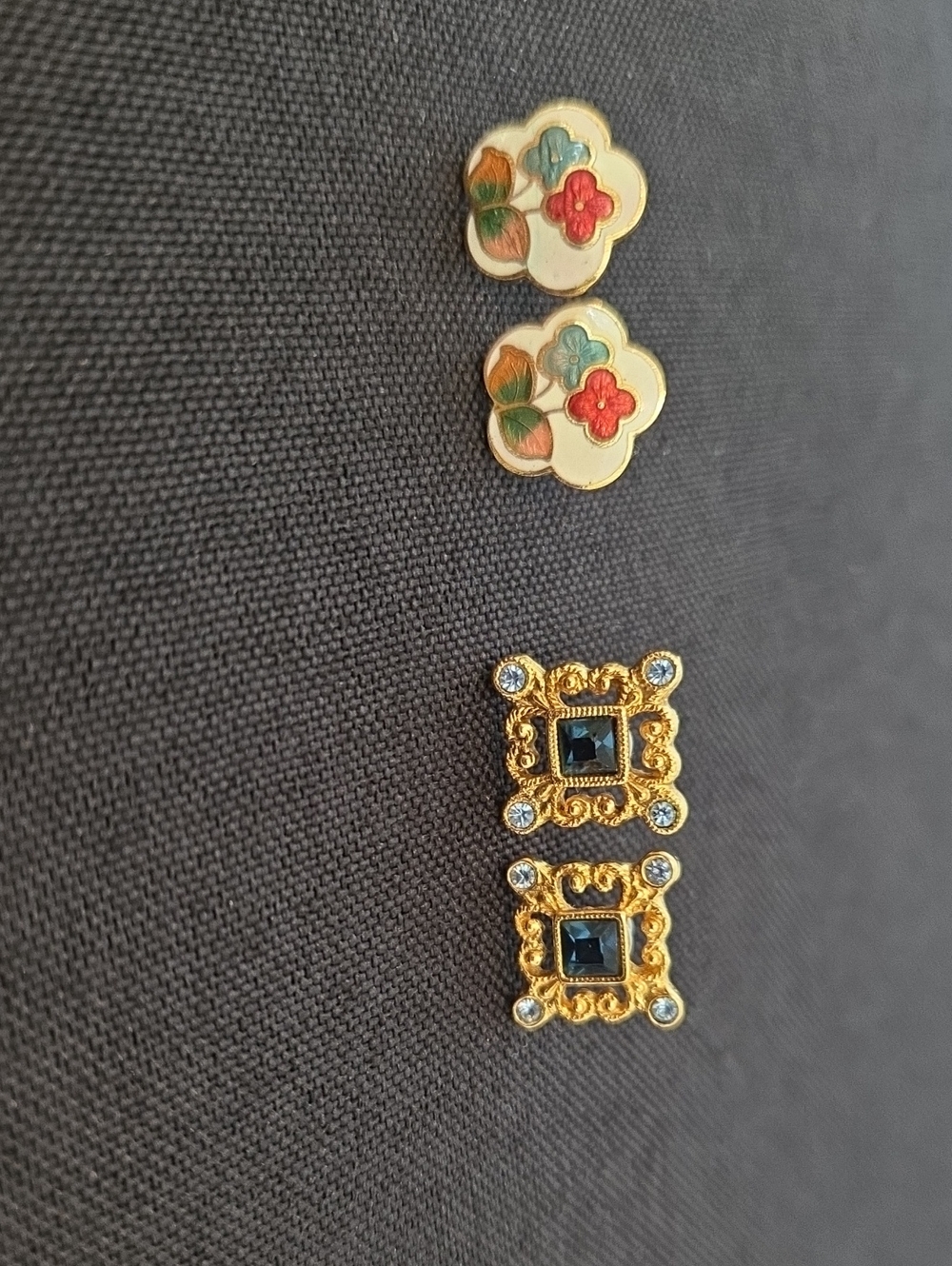Gold-Tone Lot Of Two Vintage Earrings